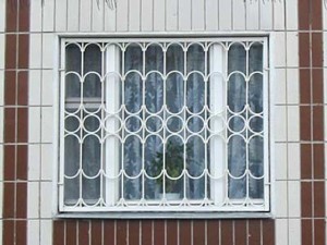 Сварная решетка на окно